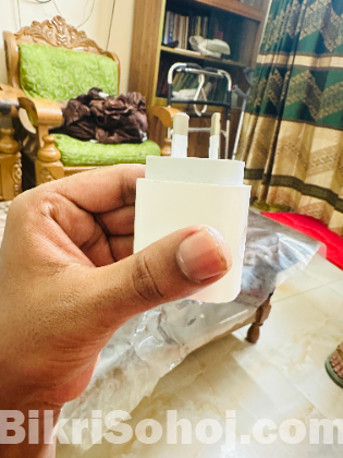 Apple Genuine Adapter